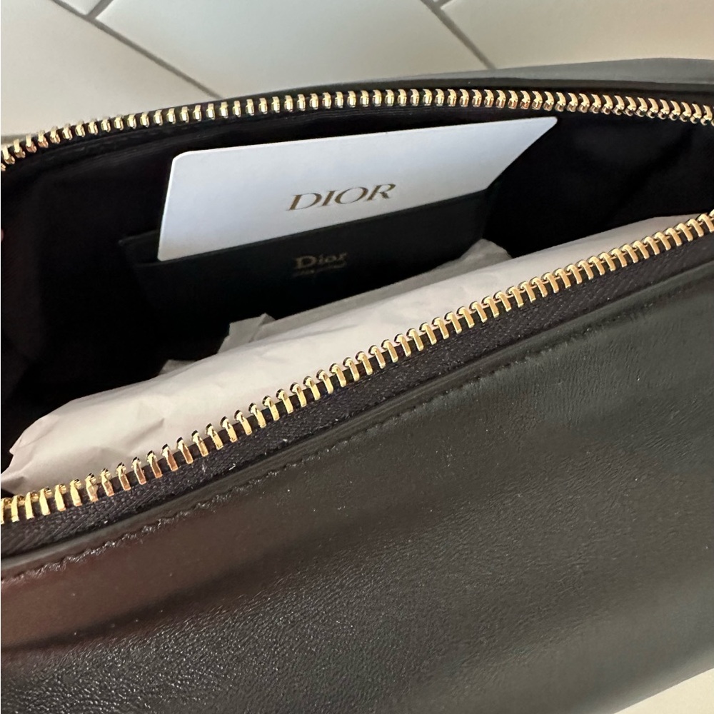 Dior Black Leather Crossbody Pouch with Gold Logo - Picture 6 of 7